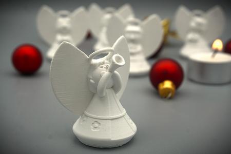 Sweet angel playing trumpet - Easy print, no supports