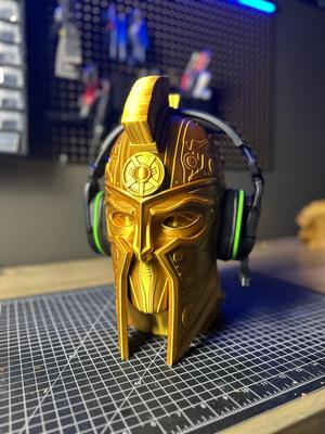 Cyber Spartan Headphone Holder/Bust