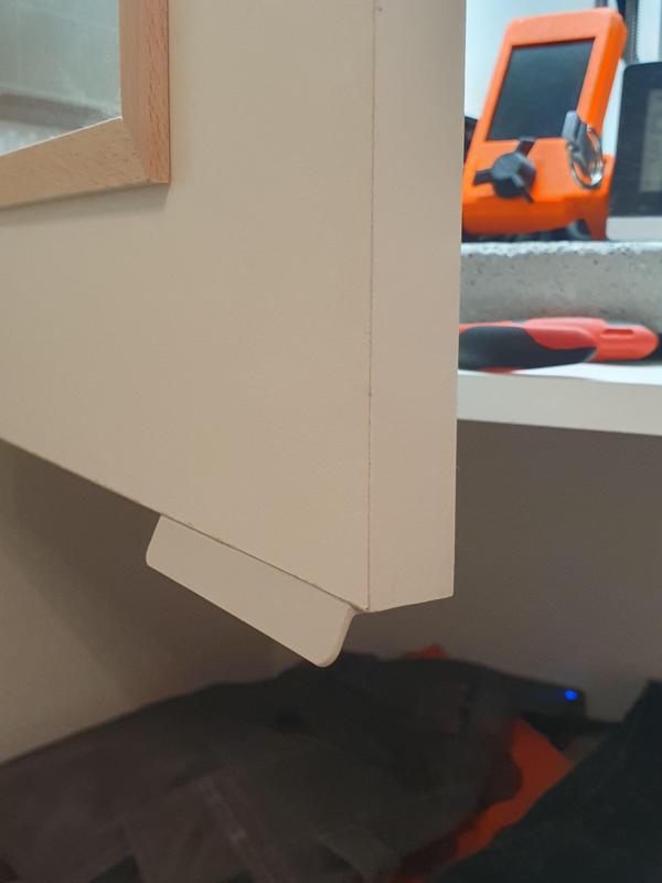 Griff für Möbeltüren / Furniture Handle
