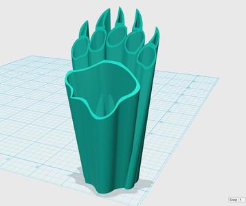 Bear paw vase