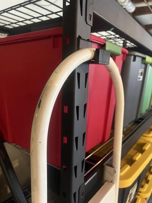 Performax shelving hanger