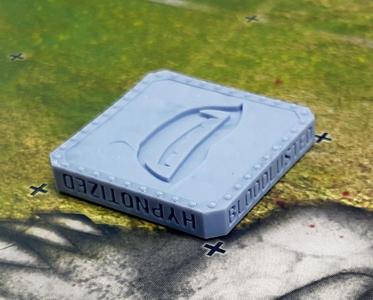 Bloodlusted-Hypnotized Combo Blood Bowl Status Tile Token