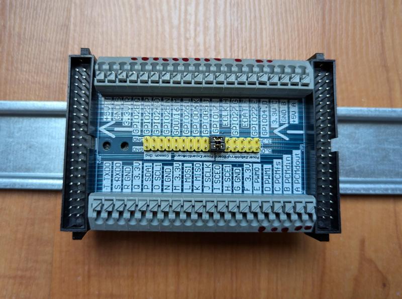 Raspberry Pi GPIO breakout board DIN rail mounting plate