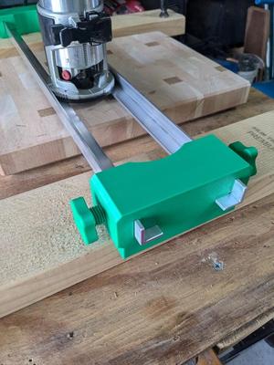 Makita trim router flattening jig/sled