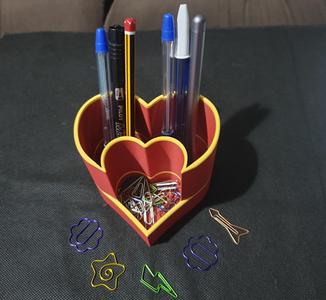 Valentines special pencils/pens/paper clips case 