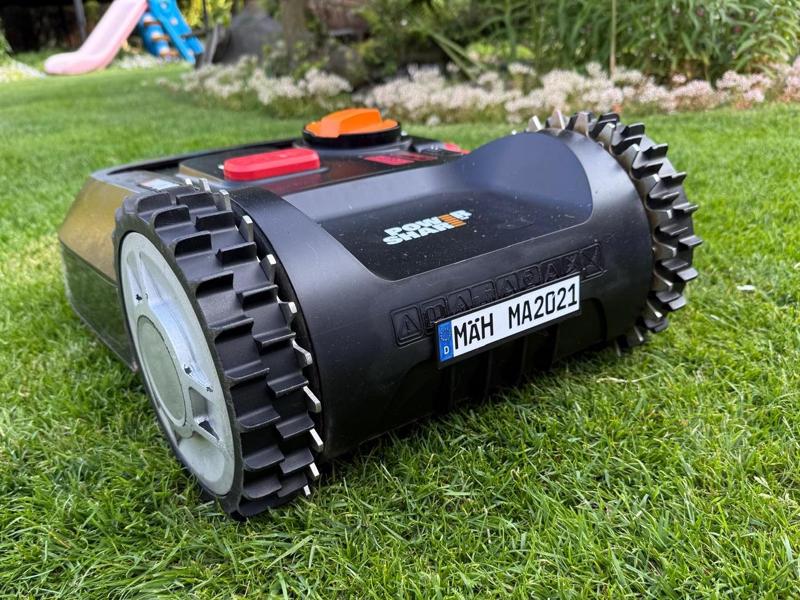 License Plate for Robotic Lawnmowers/RC Cars