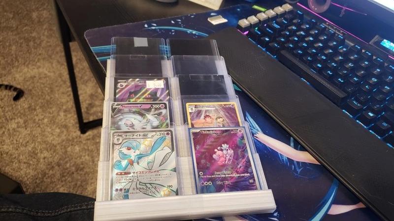TCG Toploader Display