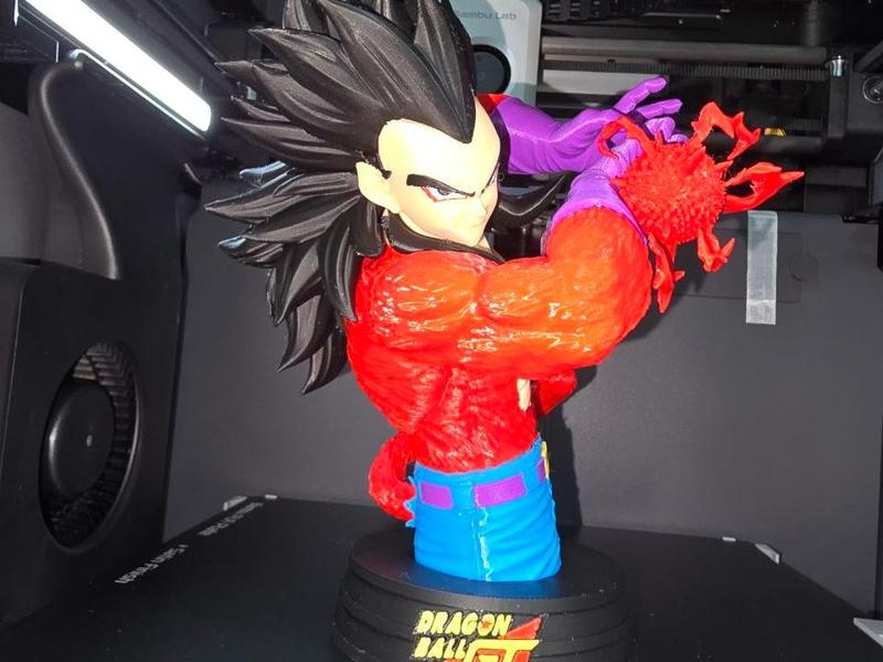 Vegeta ssj4 attack