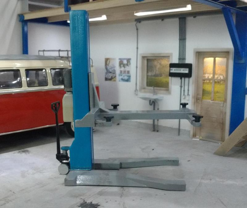 single column lift for 1:18 car