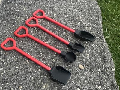 Weed shovel