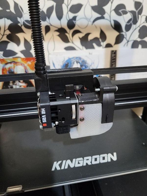 Крепление экструдера Biqu H2 V2S на KP5L
