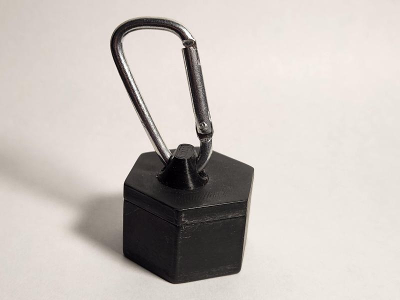 Carabiner Clip Ring Holder - Rich 3D Designs
