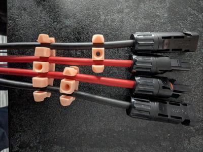 Solar cable holder 4 and 6 mm²