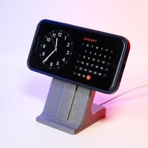 Tall MagSafe Stand