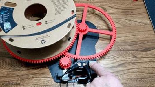 Minimalist's Scan Table, Cardboard spool turntable