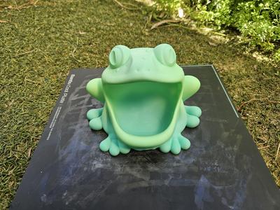 Bowl Frog