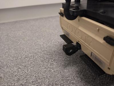 MN82 hitch