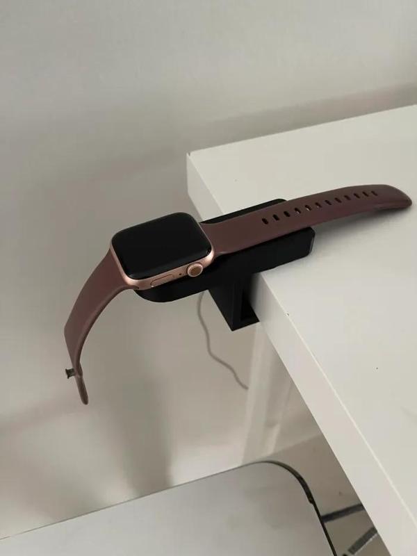 Apple Watch Holder for Desk (IKEA 1.25in thickness desk)