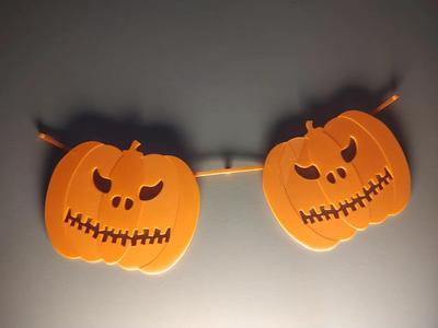 Jack o' Lantern pumpkin garland hanging decoration