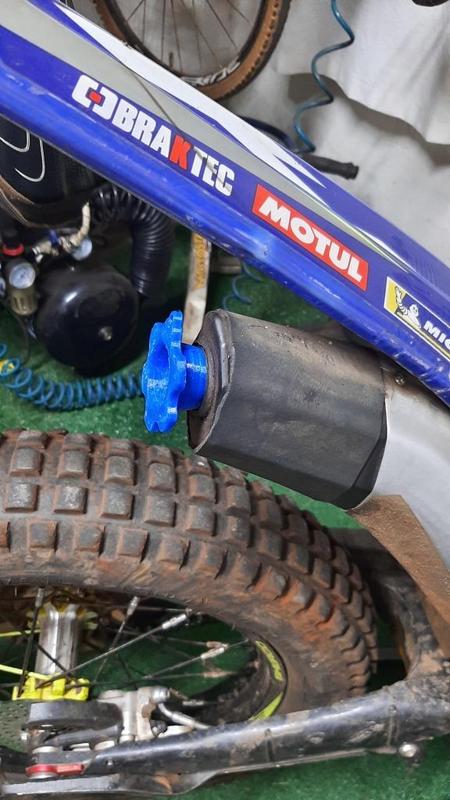 Trial exhaust plug