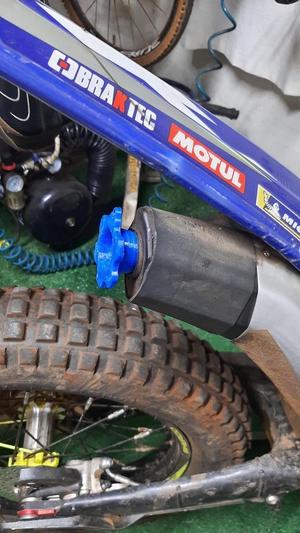 Trial exhaust plug
