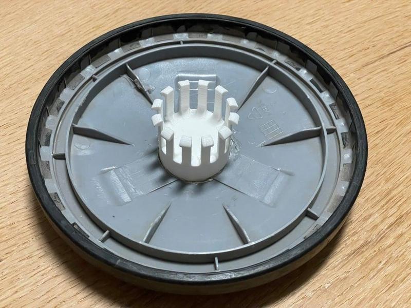 Wheel repair Dirt Devil Equ Turbo Silence vacuum cleaner