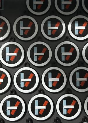 Twenty One Pilots - Vessel Logo Keychain