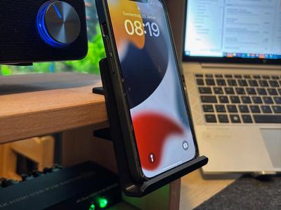 Handy holder desk office with clamp - screw