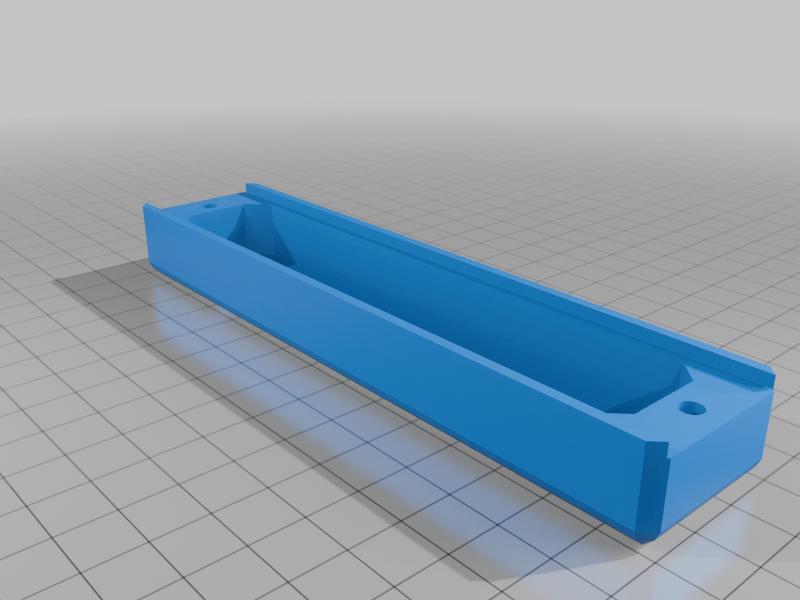 Magnetic dice case