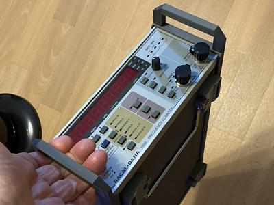Racal Dana Counter Frequenzzähler Griffe