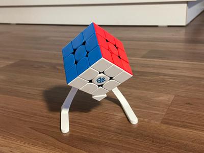 Floating Rubik's Cube Stand (Optical Illusion)