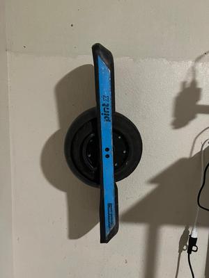 Onewheel Pintx wall mount