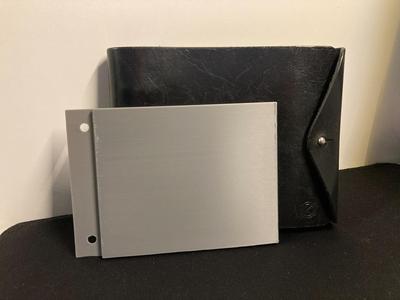 Extra pocket for A6 notebook