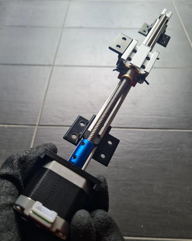 Lead-Screw-Driven Linear Actuator V2