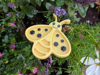Bee Water Feeder