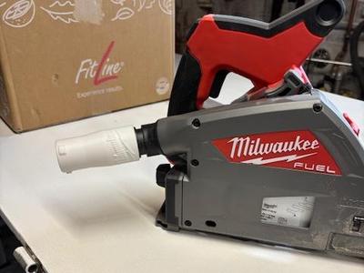 Milwaukee M18 FUEL™ 55-Inch Track Saw OSVAC Dust Port Adapter