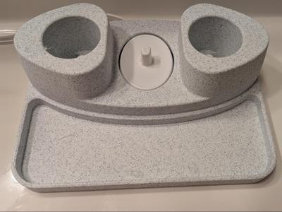 Oral-B electric toothbrush dock w/charging & Tray