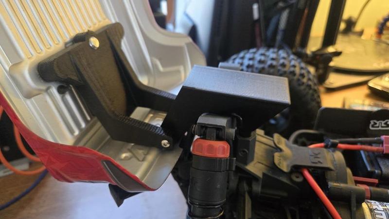 Arrma Granite Rear body hinge