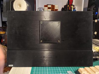 Vesa 75x75 with hot melt brass insert nuts