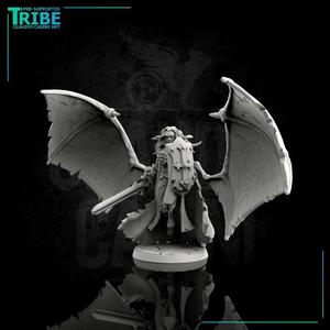 (0064) Male vampire Lord with sword