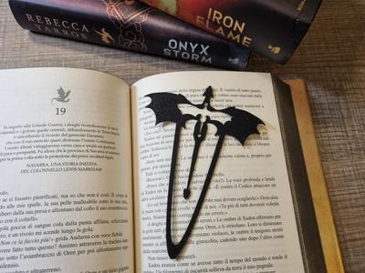 Fourth Wing dragons/dagger Bookmark
