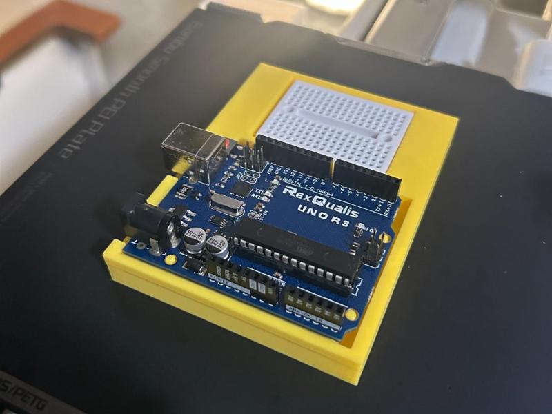 Arduino Uno Mini Breadboard Holder
