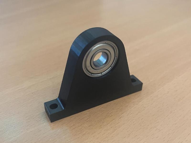 Simple bearing housing for bearing 608Z