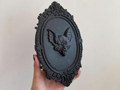 Oval Vampire Frame Ornate Decor for Dark Altars 