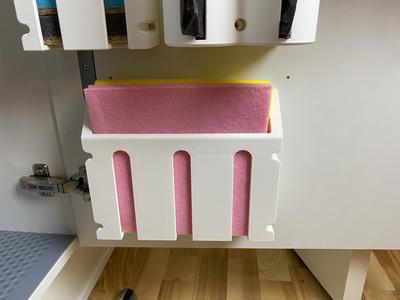 Kitchen cabinet Wash cloth holder
