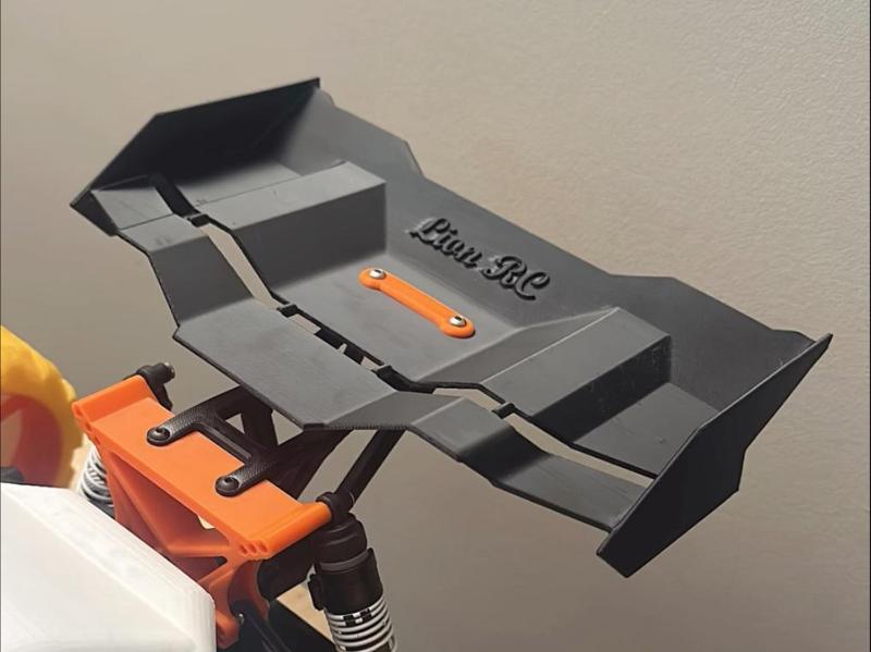 Traxxas Wing – Slash to Jato 4x4 Conversion