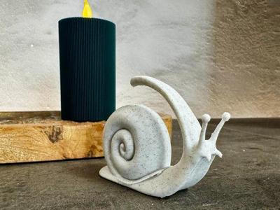 Minimal Snail – Modern Design for Your Decor!-vase