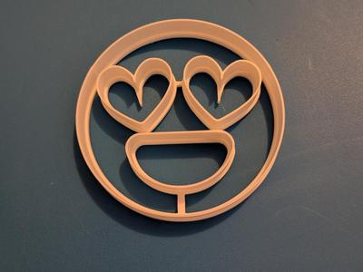 Smiley Face with Heart Eyes Cookie Cutter