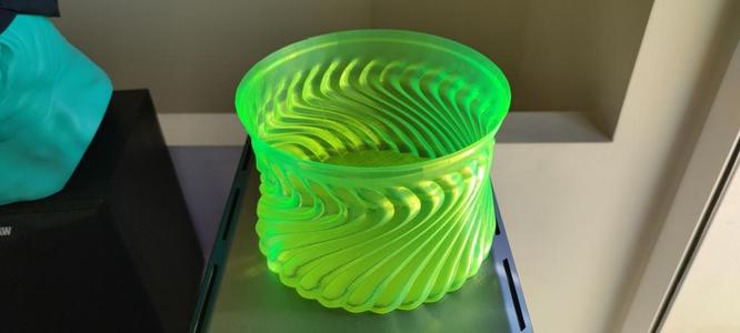 DISTORTED BOWL