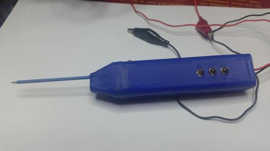 Logic Probe tester with CD4001 IC case holder